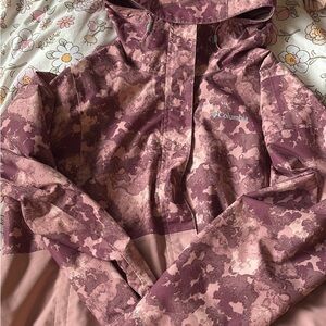 Columbia Women's Pink Patterned Ski Jacket